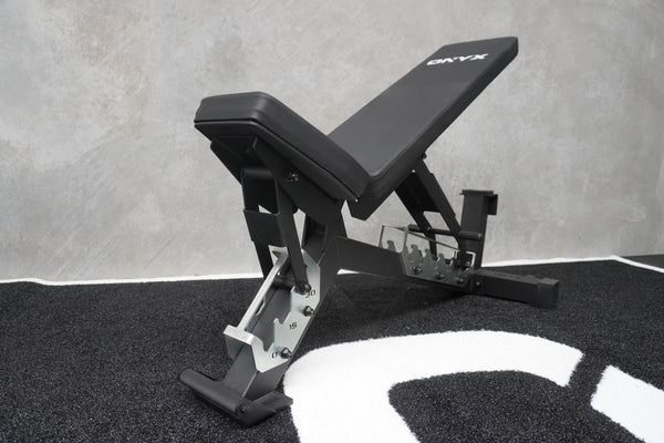 ONYX ADJ Bench